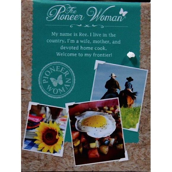 🦋 EUC Pioneer Woman Flea Market Decorated Salt & Pepper Shaker - Picture 5 of 8